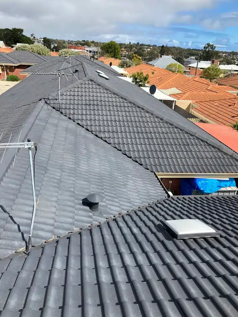 Clean roof and gutter system after professional gutter cleaning and maintenance service in Perth.